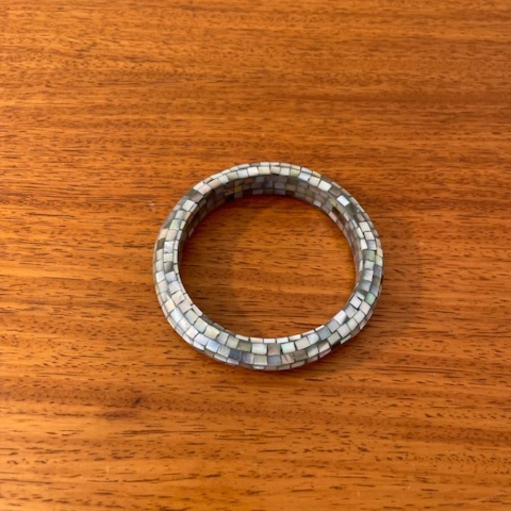 Shell inlay bracelet